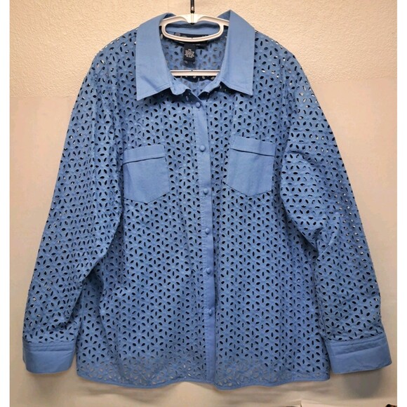 Susan Graver Tops - Susan Graver Women's 2X Blue Cut Out Blouse